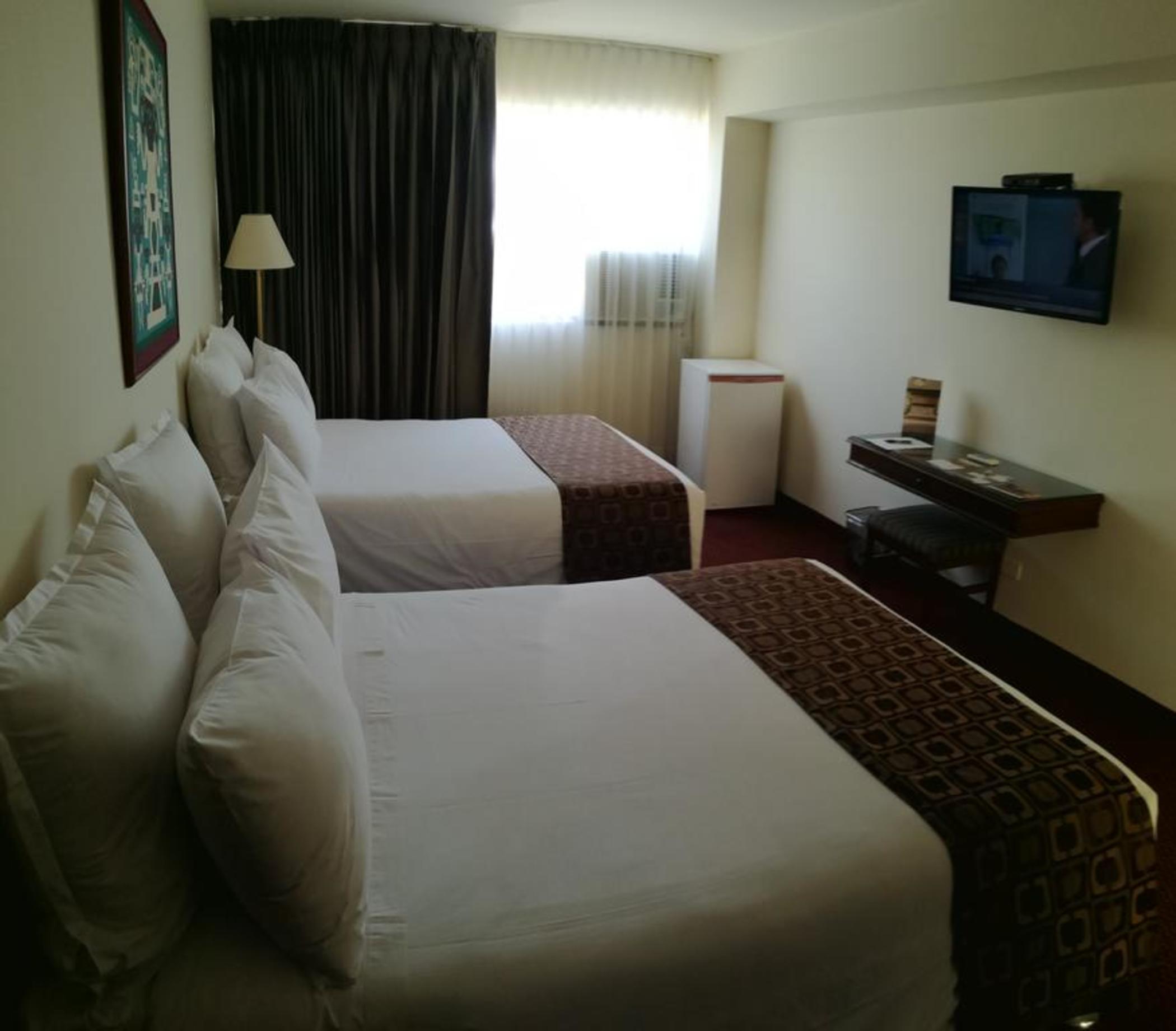 Hotel Carrera Lima Extérieur photo